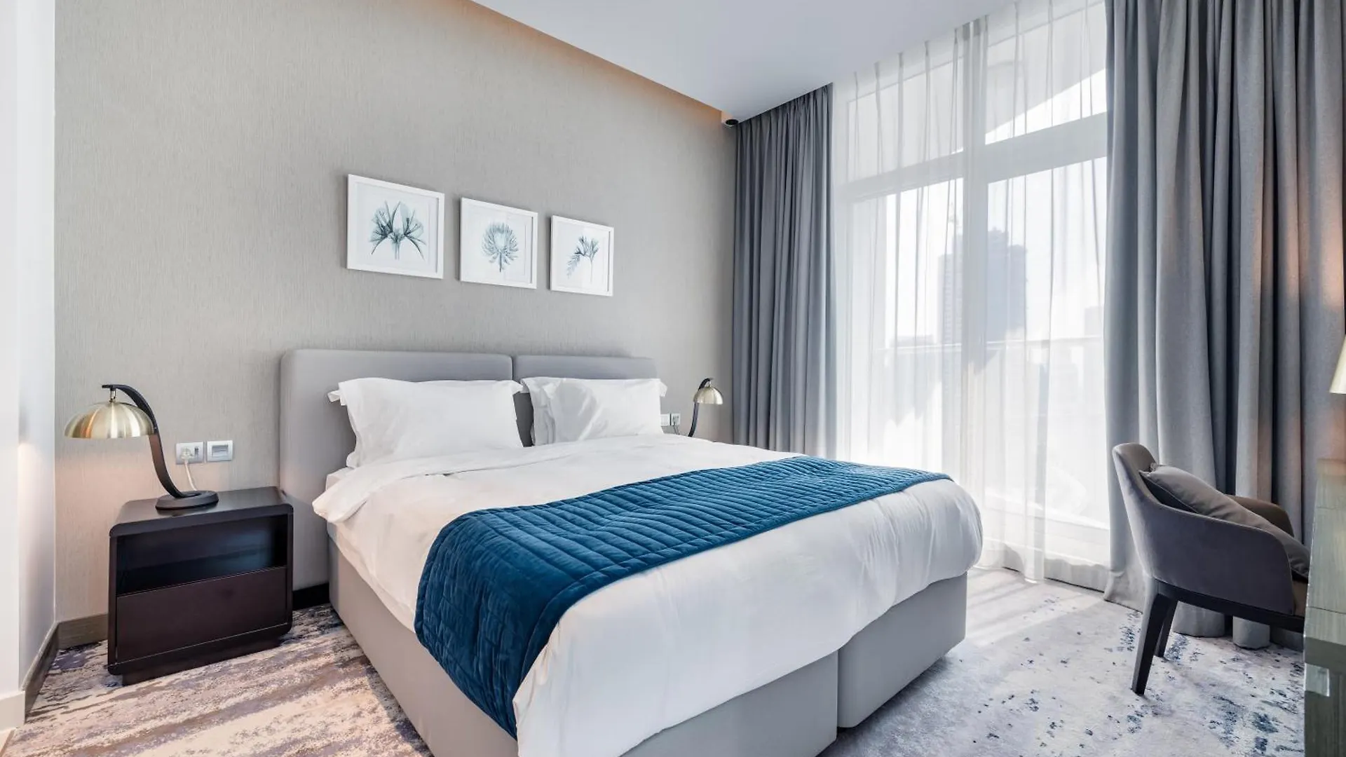A Living Stylish Studio Apartment With Partial Burj & Canal View At Prive B 1417 Дубай 0*,  ОАЭ
