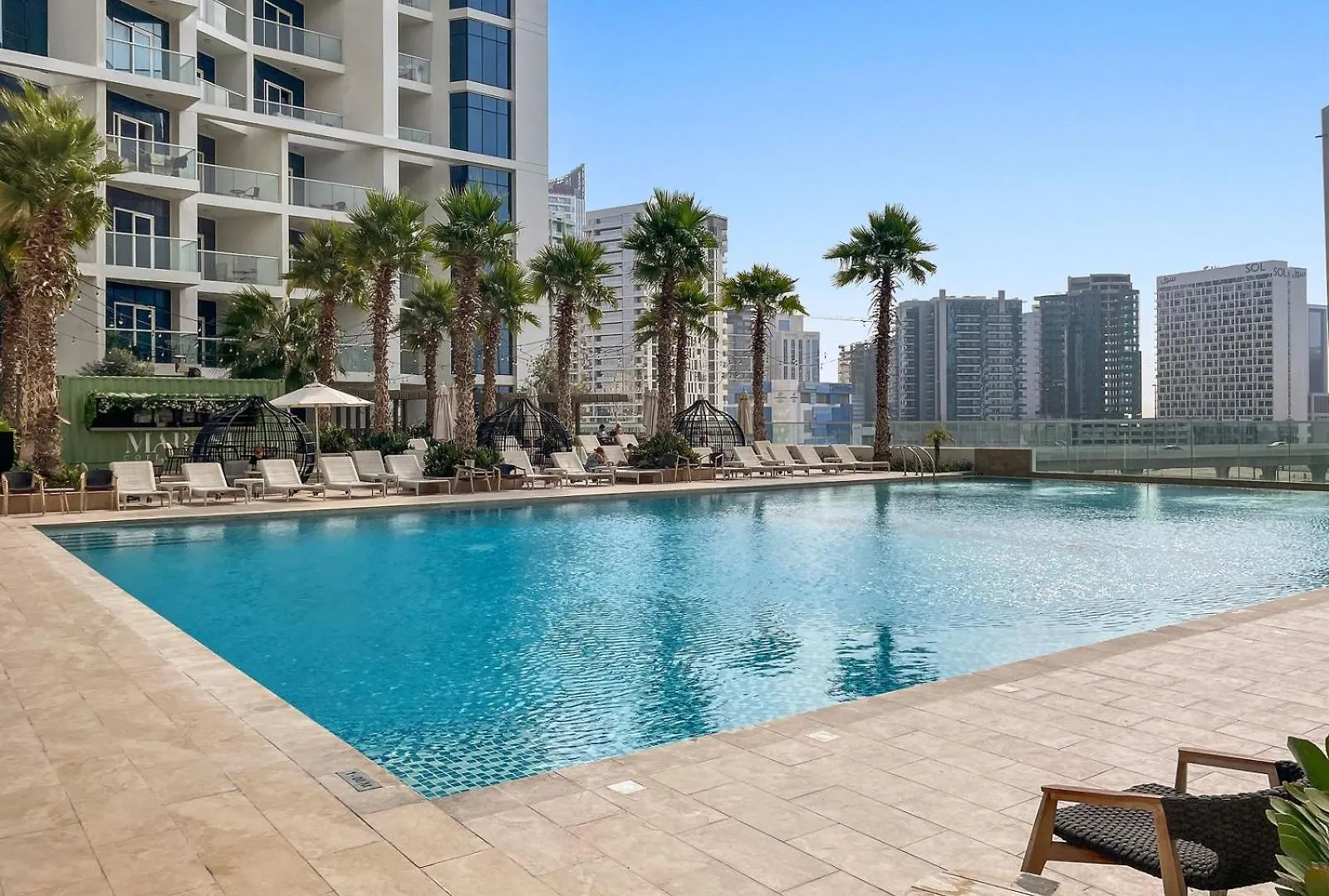 A Living Stylish Studio Apartment With Partial Burj & Canal View At Prive B 1417 Дубай